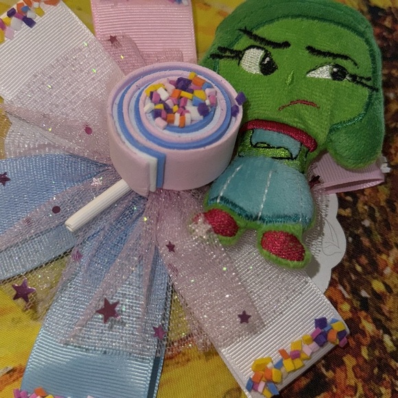 Disgust inside out Hair accessories - Picture 3 of 3